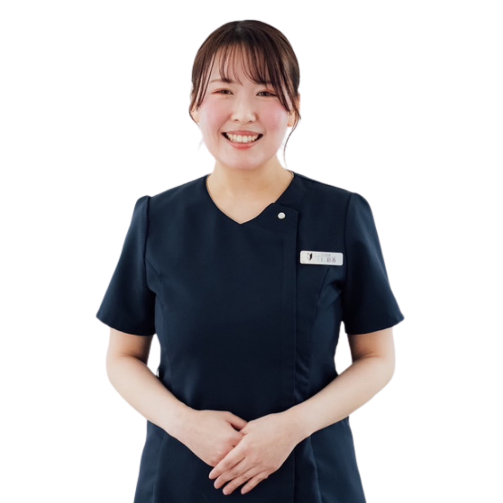 三上　彩香